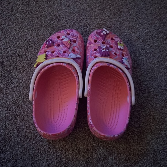 Brand New!!!
Hello kitty crocs - Picture 3 of 3